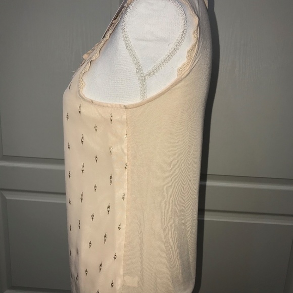 LC Lauren Conrad Tops Lauren Conrad Cream Gold Lace Collar Tank